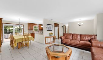 93 Burnham St, Berlin, CT 06037