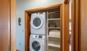 1323 VILLAGE Loop, Bandon, OR 97411