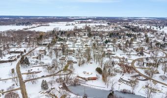 5390 Pheasant Ct, Alma, MI 48801