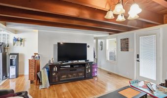 1264 TEARCOAT Rd, Augusta, WV 26704
