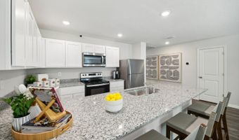 648 Grand Oaks Dr, Avon Park, FL 33825