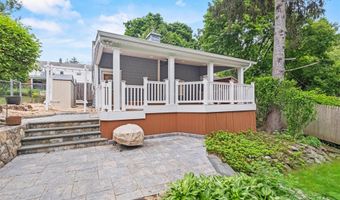 12 Hillside Ter, Amawalk, NY 10501