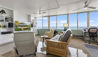111 KAHULUI BEACH Rd A426, Kahului, HI 96732