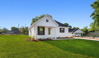 210 N Morgan Ave, Andrews, SC 29510