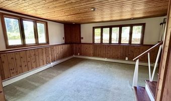 60 Case Rd, Burlington, CT 06013