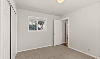 20029 Beaver Ln, Bend, OR 97703
