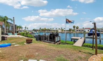 801 FLAMINGO Dr, Apollo Beach, FL 33572