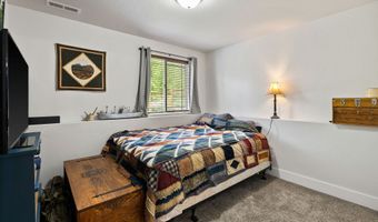 13404 Crescent Moon Dr, Bigfork, MT 59911