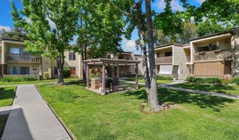 432 Edgehill Ln 63, Oceanside, CA 92054