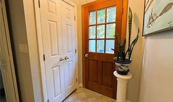 29 Stony Acre Dr, Cranston, RI 02920