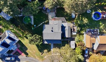 53 Beverly Dr, Bridgeport, CT 06610