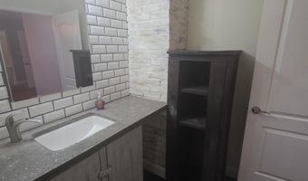 1028 R St, Bedford, IN 47421