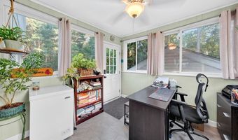 27 High St, Bellingham, MA 02019