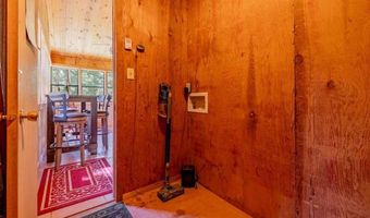 8 Mormon Creek Rd, Cody, WY 82414