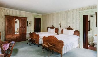 124 Elm St, Bennington, VT 05201