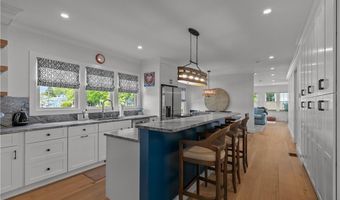 109 Carroll Ave, Newport, RI 02840