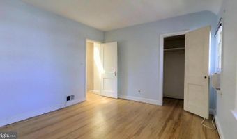 2112 N BRANDYWINE St, Arlington, VA 22207