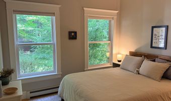 54 Muirfield Rd, Burlington, VT 05408