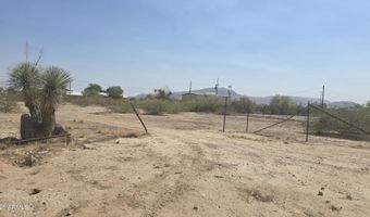 512 XX W US Highway 60, Aguila, AZ 85320