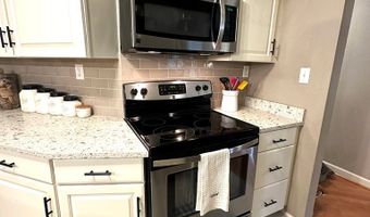 73 Worley Dr, Apalachicola, FL 32320