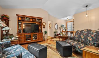 152 Summit Dr, Allegan, MI 49010