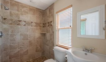 1111 GUERNSEY St, Orlando, FL 32804