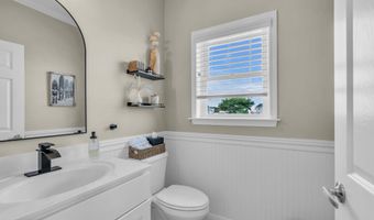 210 Longview Dr, Bayville, NJ 08721