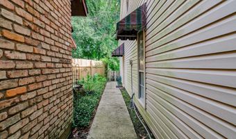 1881 Stonegate Ct, Baton Rouge, LA 70815