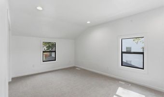 611 3rd St NW, Austin, MN 55912