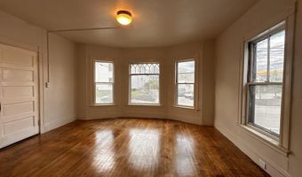 16 Walter St, Bangor, ME 04401