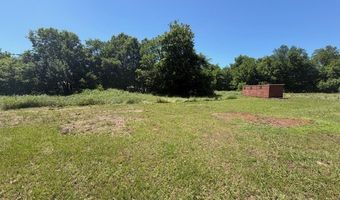 101 Harvey St, Annona, TX 75550