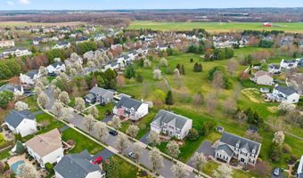 16 Heritage Dr, Allentown, NJ 08501