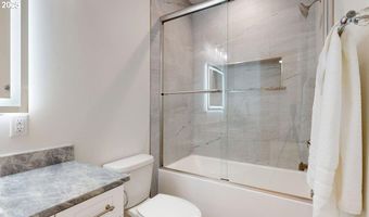 1341 NAUTICAL HEIGHTS Dr, Brookings, OR 97415