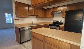 6903- B SANDRA MARIE Cir 6903B, Alexandria, VA 22310