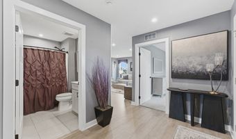 3111 Starlight Cir, Akron, OH 44312