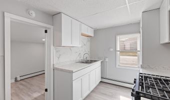 206 Ormsby St, Adrian, MI 49221