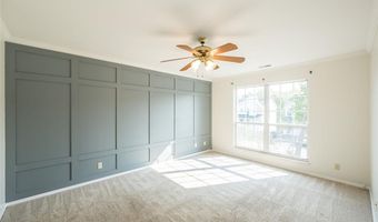 1445 Whispering Creek Dr E, Ballwin, MO 63021