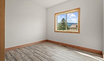 24 Bellflower, Blanchard, ID 83804