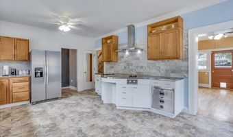 411 N B St, Arkansas City, KS 67005