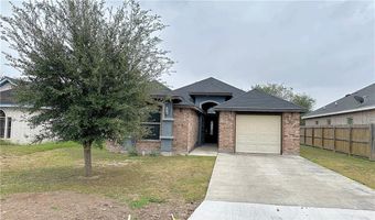 818 N 7th St, Alamo, TX 78516