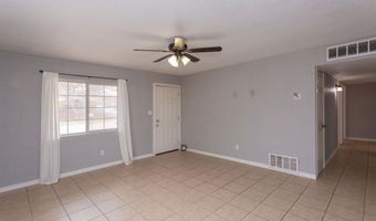 1104 W Yucca Ave, Artesia, NM 88210