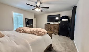 8269 Ore Trl, Bauxite, AR 72011