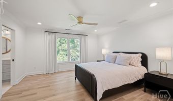 140 Meadowview Rd, Athens, GA 30606