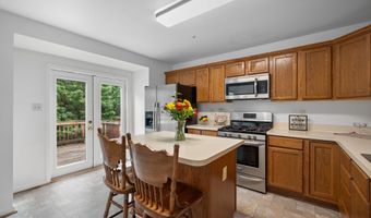 15715 ENSLEIGH Ln, Bowie, MD 20716
