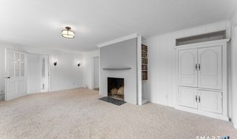 62 Chatham Rd, Berlin, CT 06037