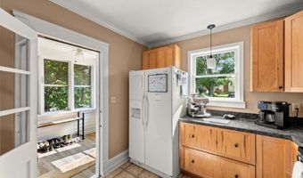611 West St, Amherst, OH 44001