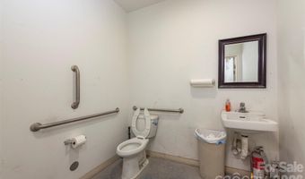 45 Spiral Rd, Arden, NC 28704