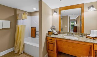 204 Bowling Park Rd, Asheville, NC 28803