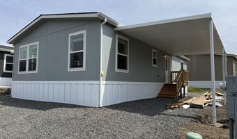 1 Corral Ln #38, Ashland, OR 97520