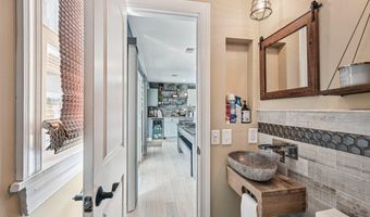 76 Ronald Ave S, Bayville, NJ 08721